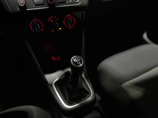 Volkswagen polo 1.2 tdi bluemotion comfortline 75pk 2012 (origineel-nl), 22-ttl-2 - afbeelding 30 van  63