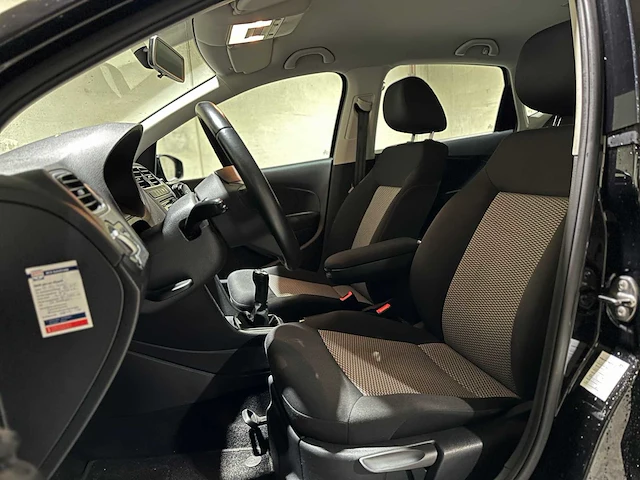 Volkswagen polo 1.2 tdi bluemotion comfortline 75pk 2012 (origineel-nl), 22-ttl-2 - afbeelding 37 van  63