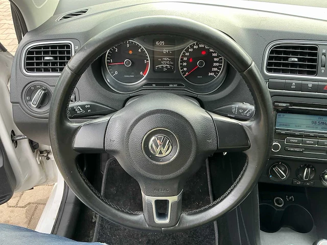 Volkswagen polo 1.2 tdi bluemotion personenauto - afbeelding 9 van  24