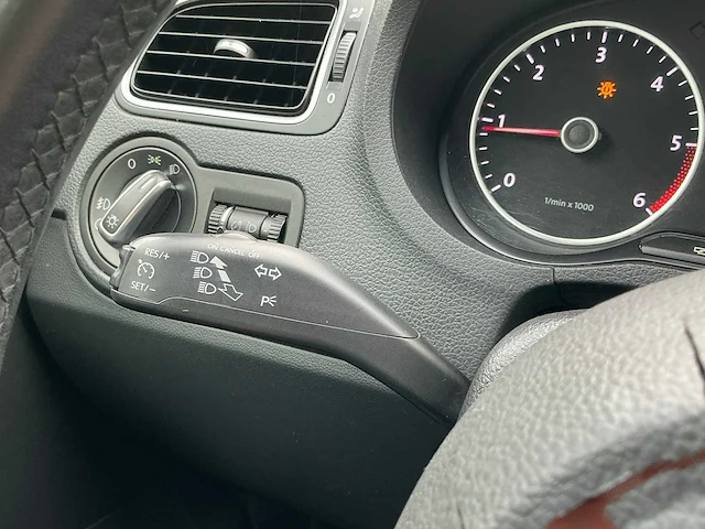 Volkswagen polo 1.2 tdi bluemotion personenauto - afbeelding 21 van  32