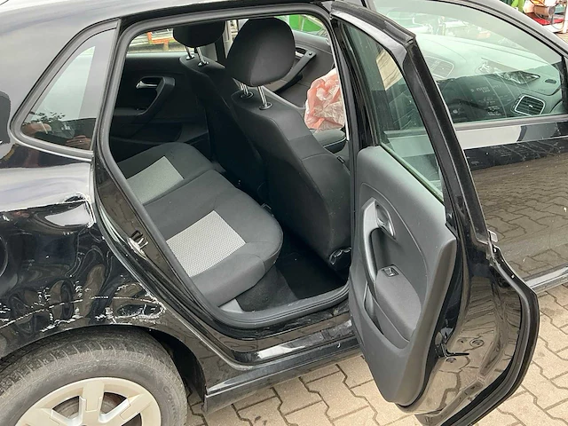 Volkswagen polo 1.2 tdi bluemotion personenauto - afbeelding 25 van  32