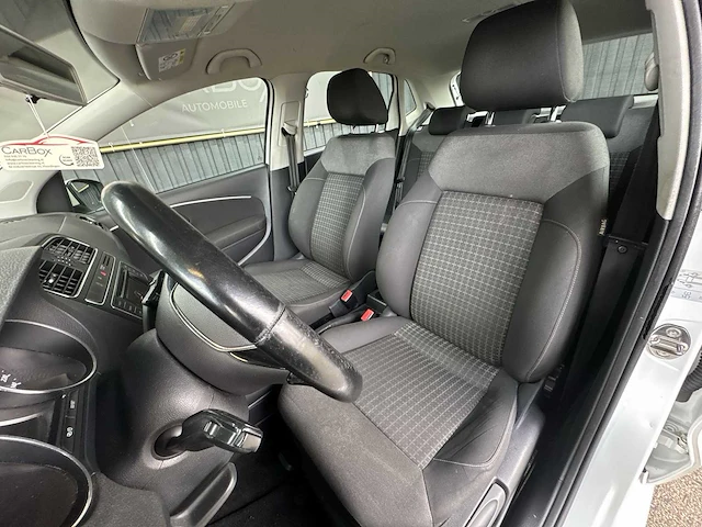 Volkswagen polo 1.2 tsi - 2017 | rz-252-z i - afbeelding 2 van  24