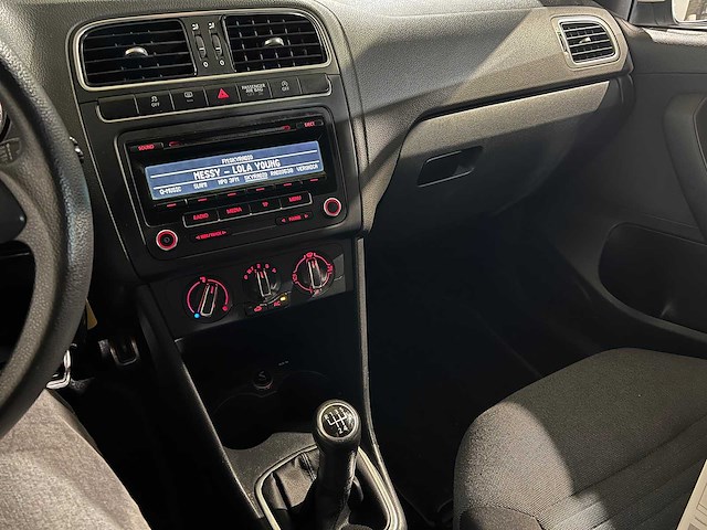 Volkswagen polo 1.2 tsi blm.comf.ed, 20-zlf-2 - afbeelding 3 van  13