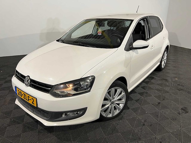 Volkswagen polo 1.2 tsi blm.comf.ed, 20-zlf-2 - afbeelding 1 van  13
