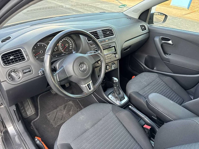 Volkswagen polo 1.2 tsi comfortline 2013 | 38-zlf-8 - afbeelding 3 van  26
