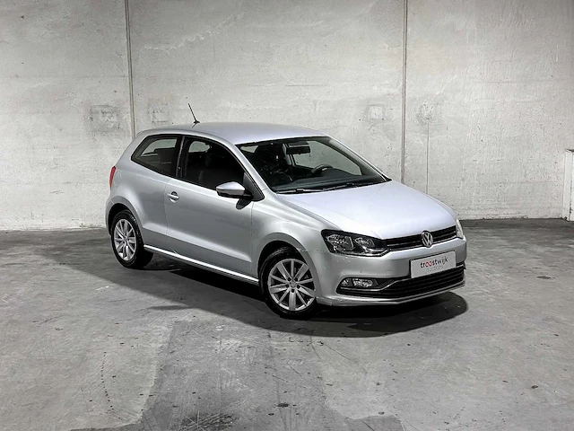 Volkswagen polo 1.2 tsi comfortline 90pk 2016, j-776-vr - afbeelding 34 van  36