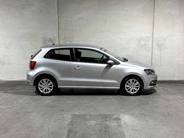 Volkswagen polo 1.2 tsi comfortline 90pk 2016, j-776-vr - afbeelding 36 van  36