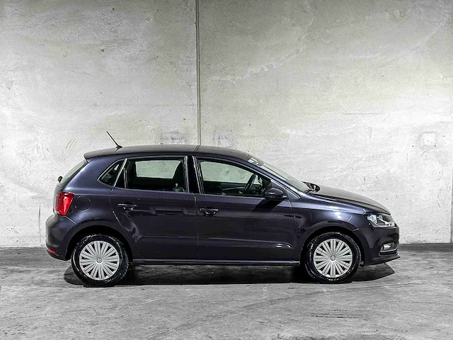Volkswagen polo 1.2 tsi comfortline (automaat) 90pk 2016, jk-564-n - afbeelding 2 van  40