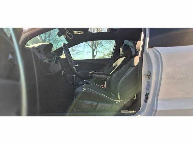 Volkswagen polo 1.2 tsi highline, s-118-tr - afbeelding 12 van  27