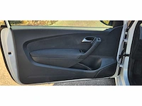 Volkswagen polo 1.2 tsi highline, s-118-tr - afbeelding 13 van  27