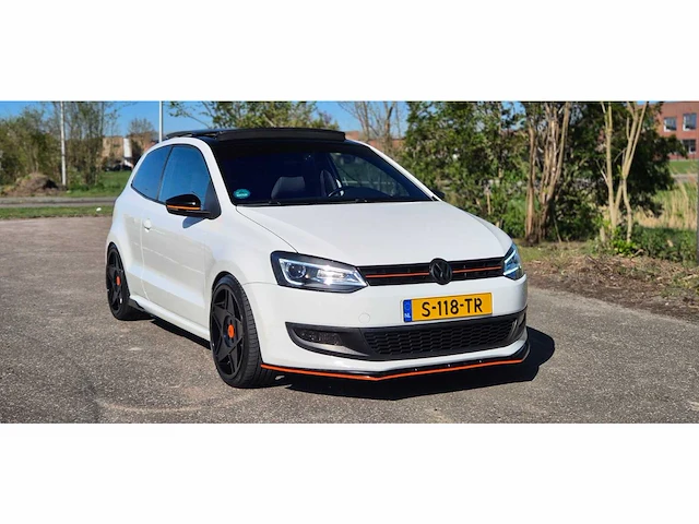 Volkswagen polo 1.2 tsi highline, s-118-tr - afbeelding 1 van  27