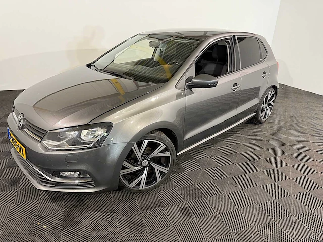 Volkswagen polo 1.2 tsi highline, x-855-hx - afbeelding 1 van  12