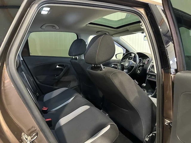 Volkswagen polo 1.2 tsi r-line ed j-958-fr - afbeelding 4 van  32