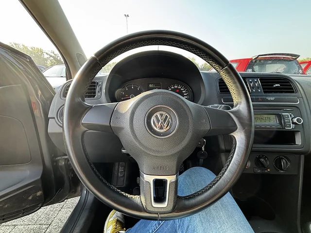 Volkswagen polo 1.2i trendline, 2011 - afbeelding 15 van  33
