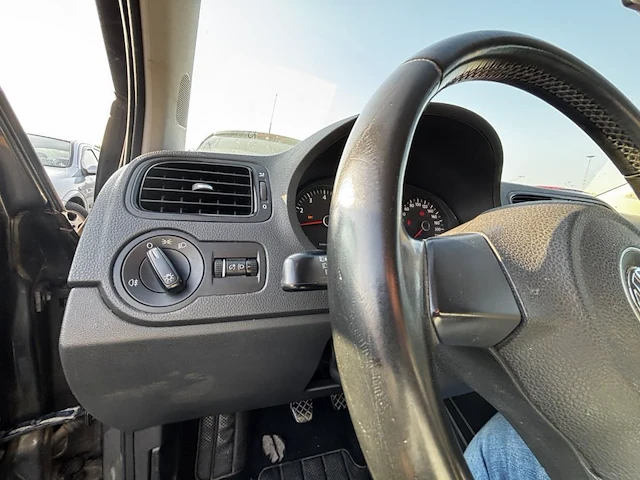 Volkswagen polo 1.2i trendline, 2011 - afbeelding 16 van  33
