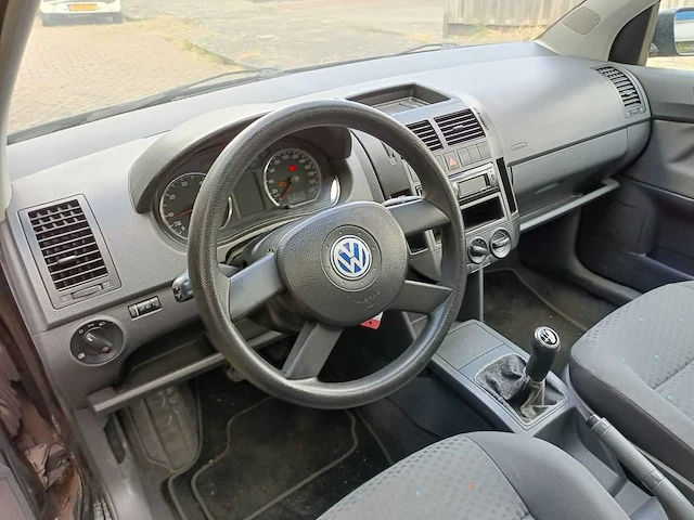 Volkswagen polo 1.4 16v, 45-jf-ps - afbeelding 16 van  16
