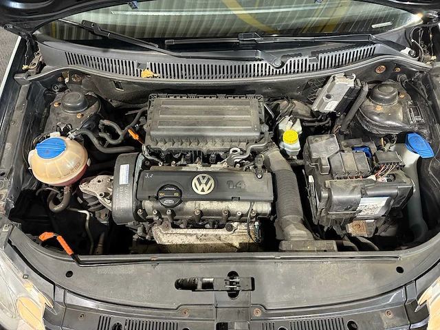 Volkswagen polo 1.4-16v comfortline, 29-hhv-3 - afbeelding 3 van  12