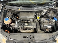 Volkswagen polo 1.4-16v comfortline, 29-hhv-3 - afbeelding 3 van  12