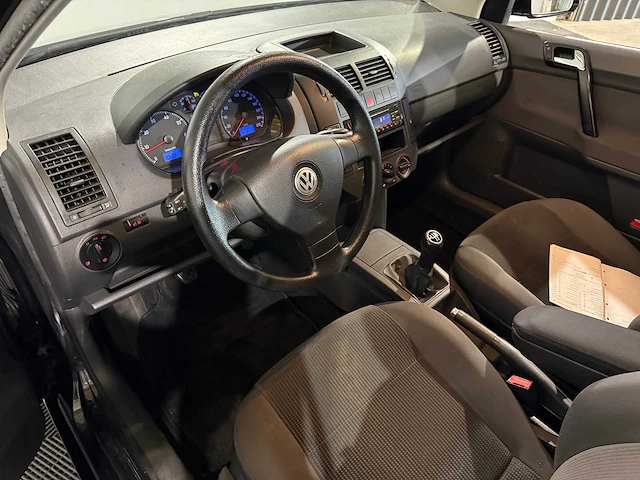 Volkswagen polo 1.4-16v comfortline, 29-hhv-3 - afbeelding 11 van  12