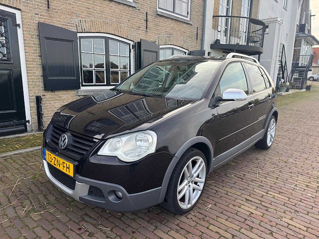 Volkswagen polo 1.4-16v cross clima 13-zn-fh - afbeelding 12 van  28