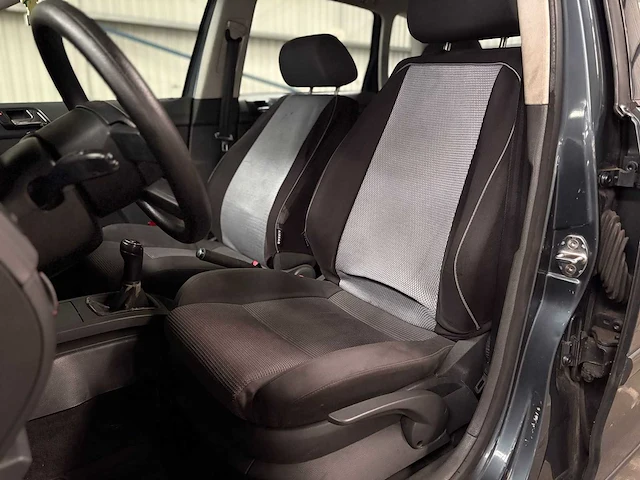 Volkswagen polo 1.4-16v highline , 04-ng-ds - afbeelding 6 van  16