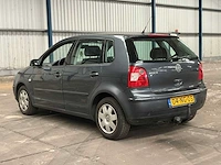 Volkswagen polo 1.4-16v highline , 04-ng-ds - afbeelding 10 van  16