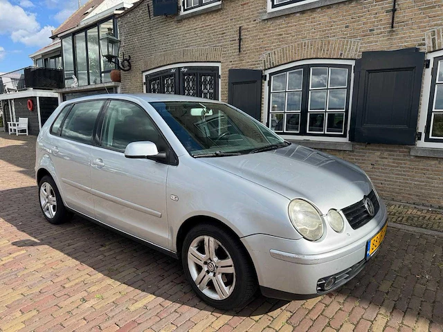 Volkswagen polo 1.4-16v highline clima 88-jf-hv - afbeelding 6 van  11