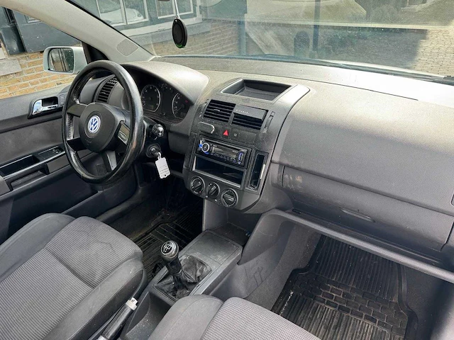 Volkswagen polo 1.4-16v highline clima 88-jf-hv - afbeelding 8 van  11