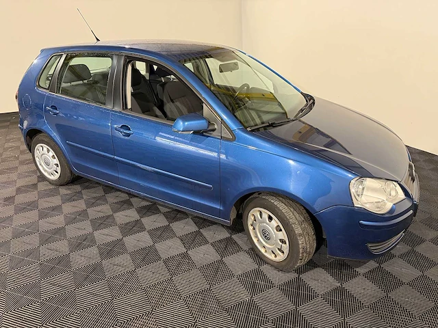 Volkswagen polo 1.4-16v optive, 88-zg-hf - afbeelding 11 van  14