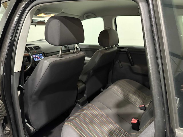 Volkswagen polo 1.4-16v turijn 37-rv-nb - afbeelding 2 van  19