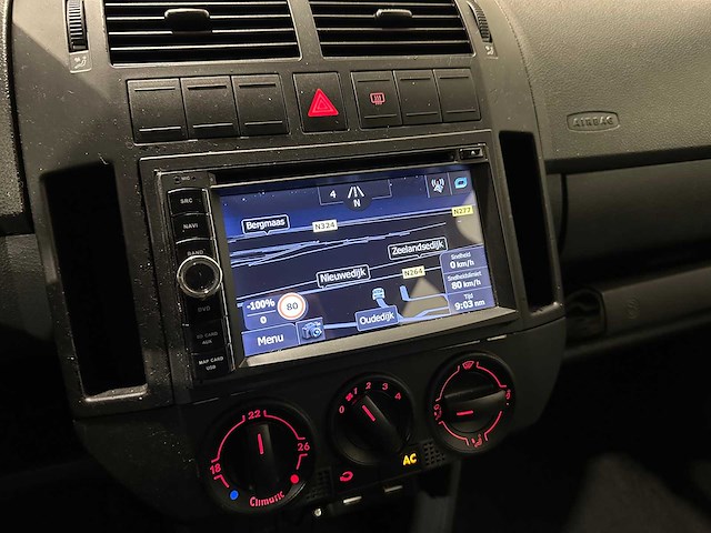 Volkswagen polo 1.4-16v turijn 37-rv-nb - afbeelding 7 van  19