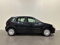 Volkswagen polo 1.4-16v turijn 37-rv-nb - afbeelding 16 van  19