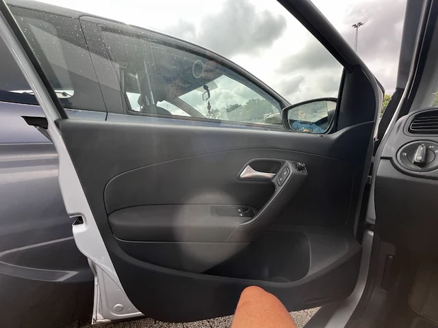 Volkswagen polo 1.4 cr tdi trendline bmt 75,2015 - afbeelding 5 van  31