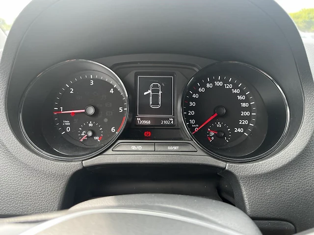 Volkswagen polo 1.4 cr tdi trendline bmt 75,2015 - afbeelding 28 van  31