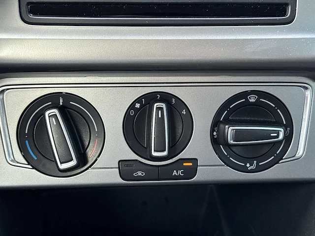 Volkswagen polo 1.4 tdi bluemotion 2014 | 4-xdn-00 - afbeelding 11 van  26