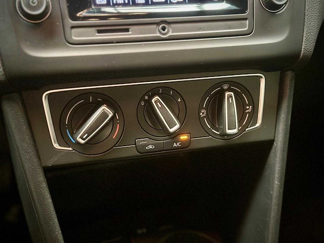 Volkswagen polo 1.4 tdi comfortline; ht-920-t - afbeelding 8 van  9