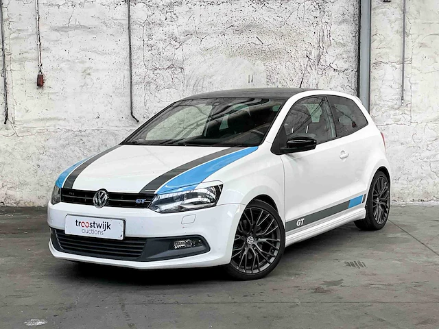 Volkswagen polo 1.4 tsi bluegt (wrc livery) 140pk 2013, ph-445-x - afbeelding 23 van  34
