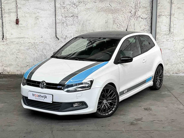 Volkswagen polo 1.4 tsi bluegt (wrc livery) 140pk 2013, ph-445-x - afbeelding 29 van  34