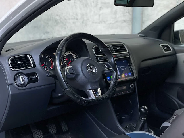 Volkswagen polo 1.4 tsi bluegt (wrc livery) 140pk 2013, ph-445-x - afbeelding 8 van  34