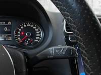 Volkswagen polo 1.4 tsi bluegt (wrc livery) 140pk 2013, ph-445-x - afbeelding 14 van  34