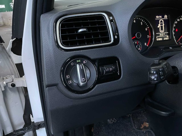 Volkswagen polo 1.4 tsi bluegt (wrc livery) 140pk 2013, ph-445-x - afbeelding 11 van  34