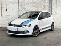 Volkswagen polo 1.4 tsi bluegt (wrc livery) 140pk 2013, ph-445-x - afbeelding 1 van  34