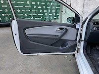 Volkswagen polo 1.4 tsi bluegt (wrc livery) 140pk 2013, ph-445-x - afbeelding 19 van  34