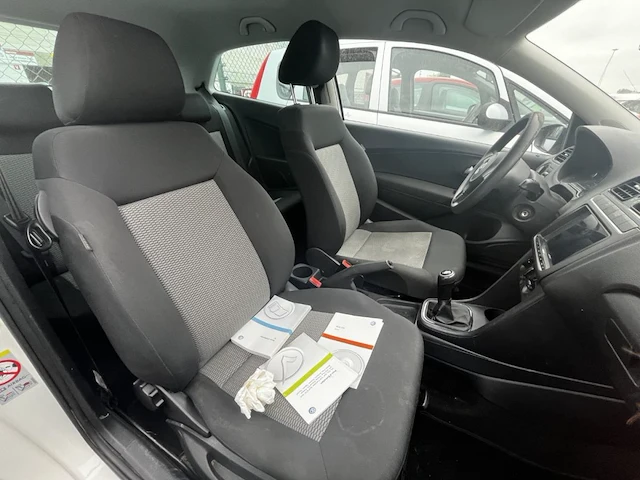 Volkswagen polo 1.4i trendline 85, 2011 - afbeelding 10 van  30