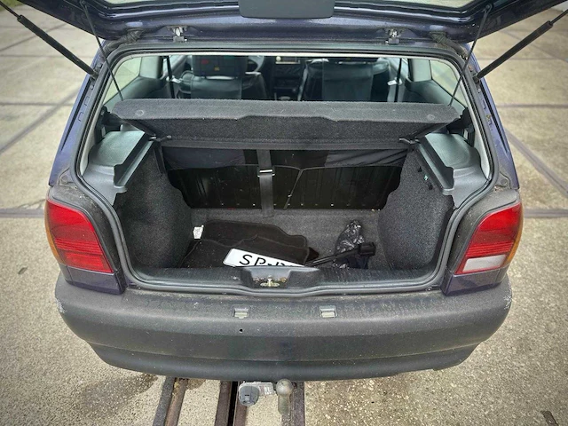 Volkswagen polo 1.6 automaat , sp-rx-43 - afbeelding 5 van  13