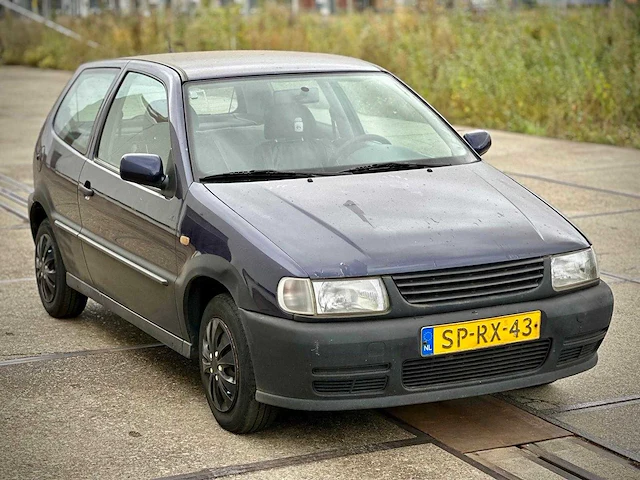 Volkswagen polo 1.6 automaat , sp-rx-43 - afbeelding 6 van  13