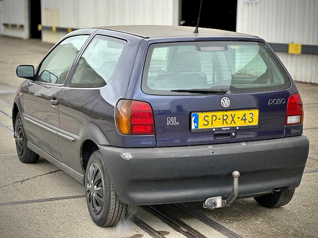 Volkswagen polo 1.6 automaat , sp-rx-43 - afbeelding 7 van  13
