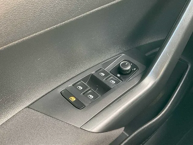 Volkswagen polo 1.6 tdi automaat 2018 adaptive stoelverwarming led bluetooth, r-609-jg - afbeelding 14 van  28