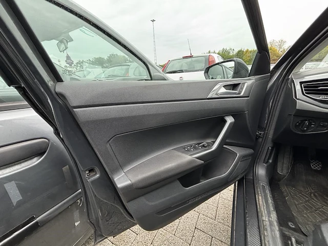 Volkswagen polo 1.6 tdi scr highline, 2018 - afbeelding 23 van  27