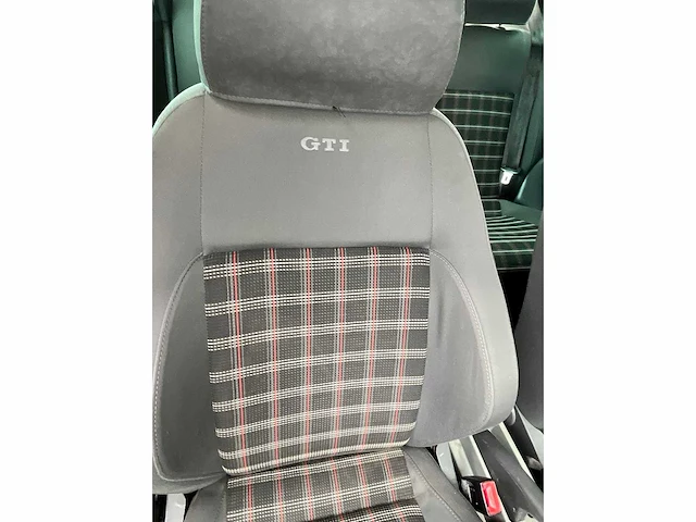 Volkswagen polo 1.8 gti, 33-zr-pb - afbeelding 3 van  23